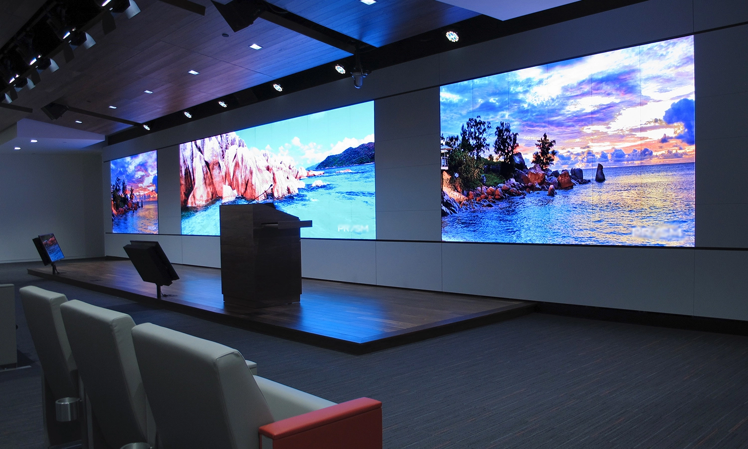 high-resolution LED display